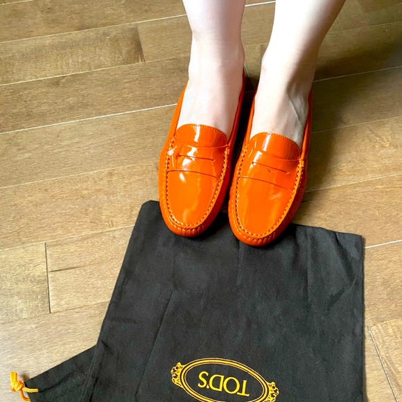 NEW ☀️ TOD’s Gommino Patent Leather Loafers☀️ Eye-catching Orange 🍊 - Picture 7 of 15